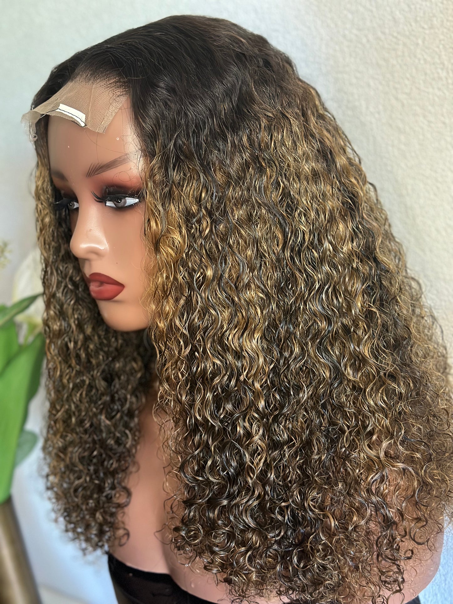 Vietnamese Burmese Highlights Hair Curls